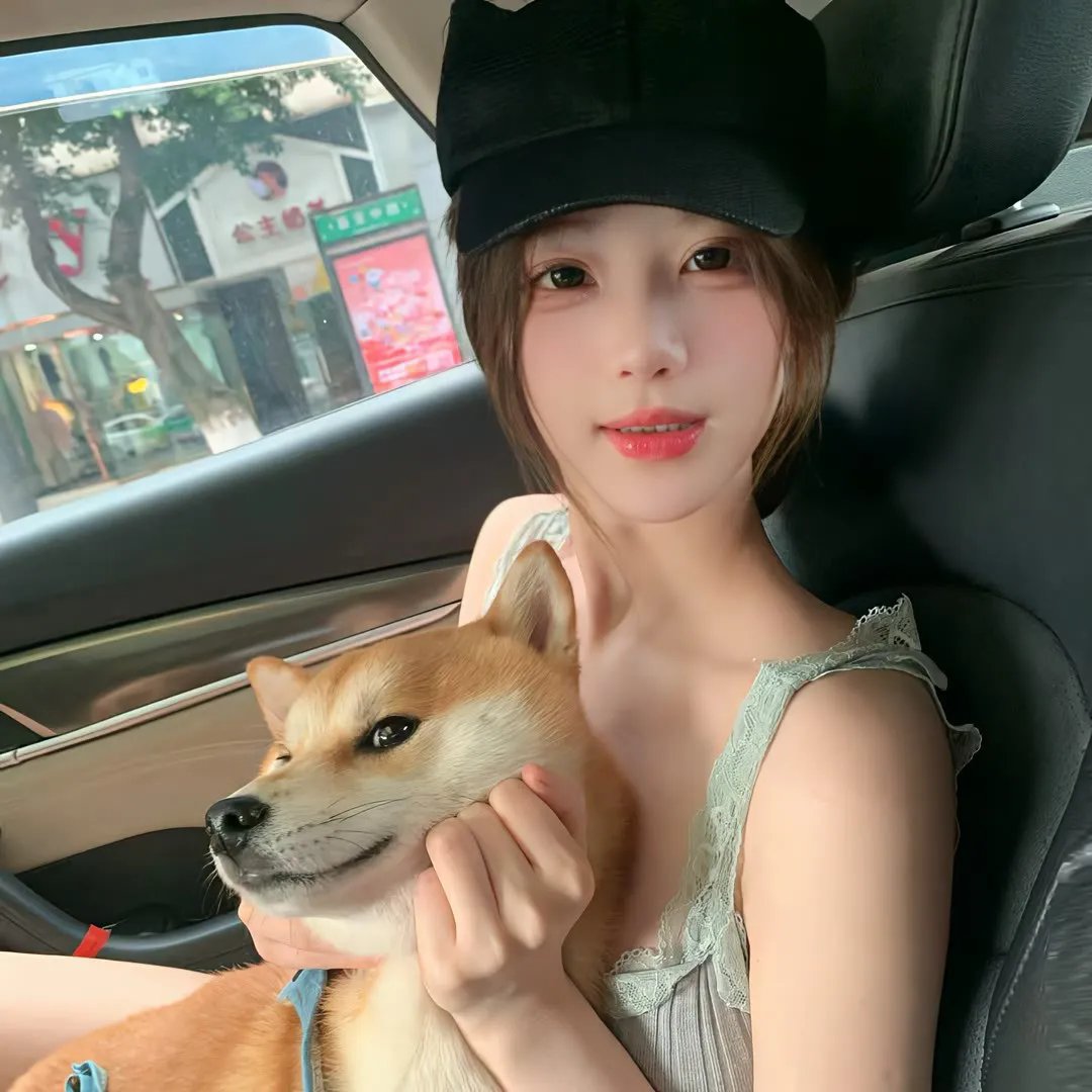 水中的女人海报